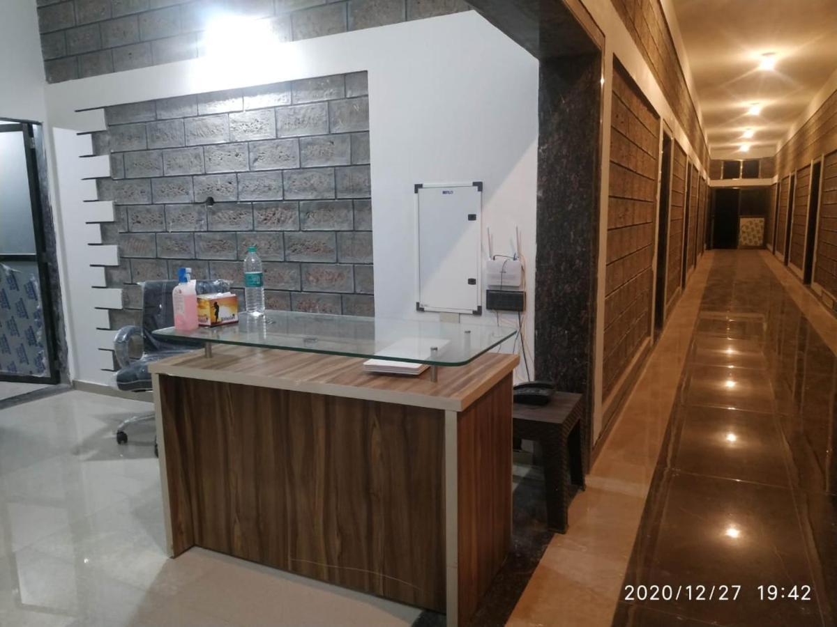 White Seasons Resort And Spa Devbag Chaoka Exterior foto